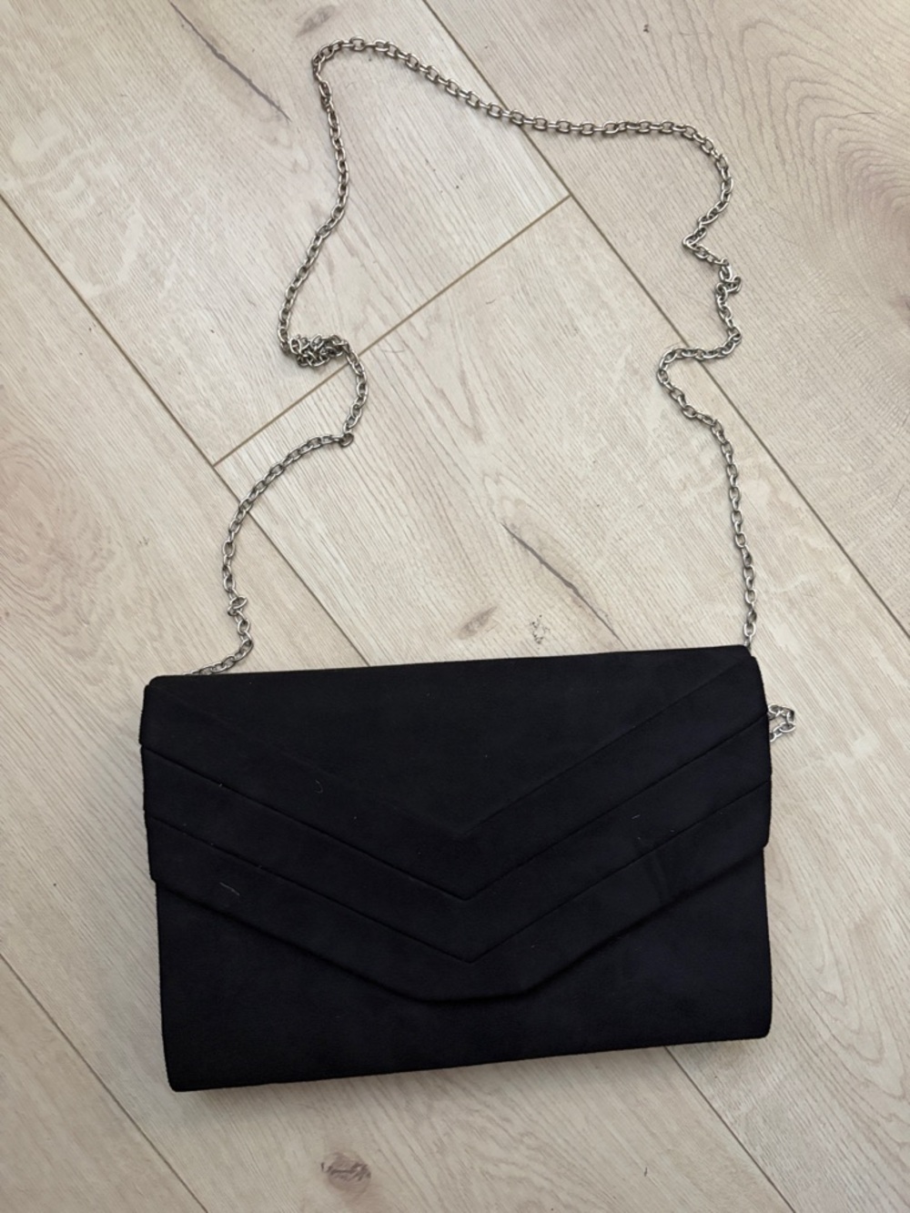 Classic Black Envelope Crossbody Bag with Chain Strap